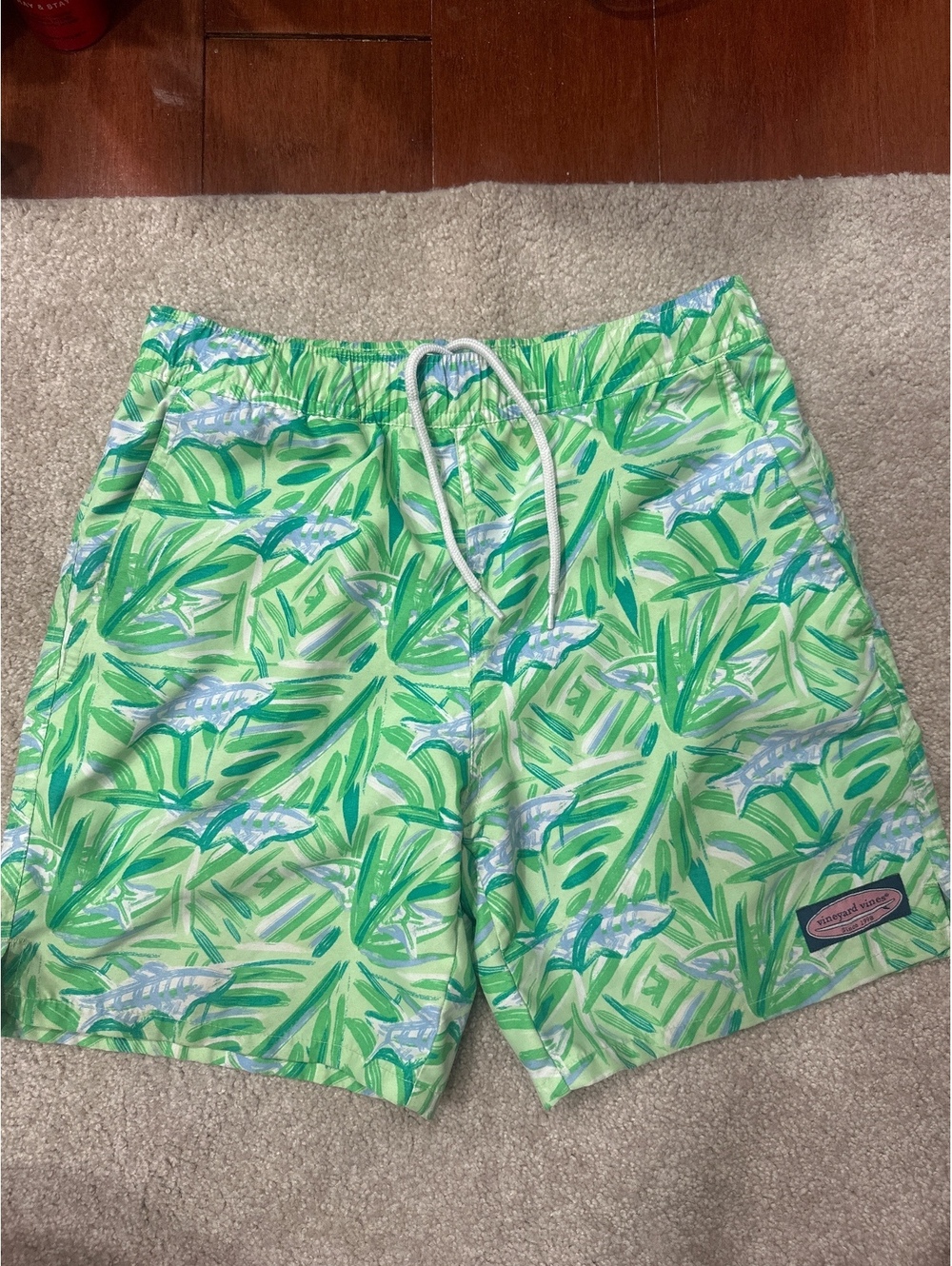 (6)Vineyard Vines Boys Swim Trunks Size S 8-10 Tropical Fish Print